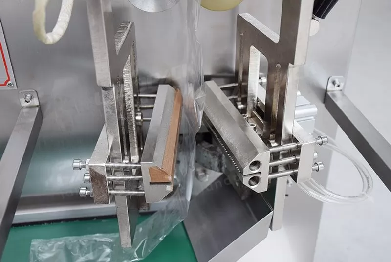 ketchup packing machine